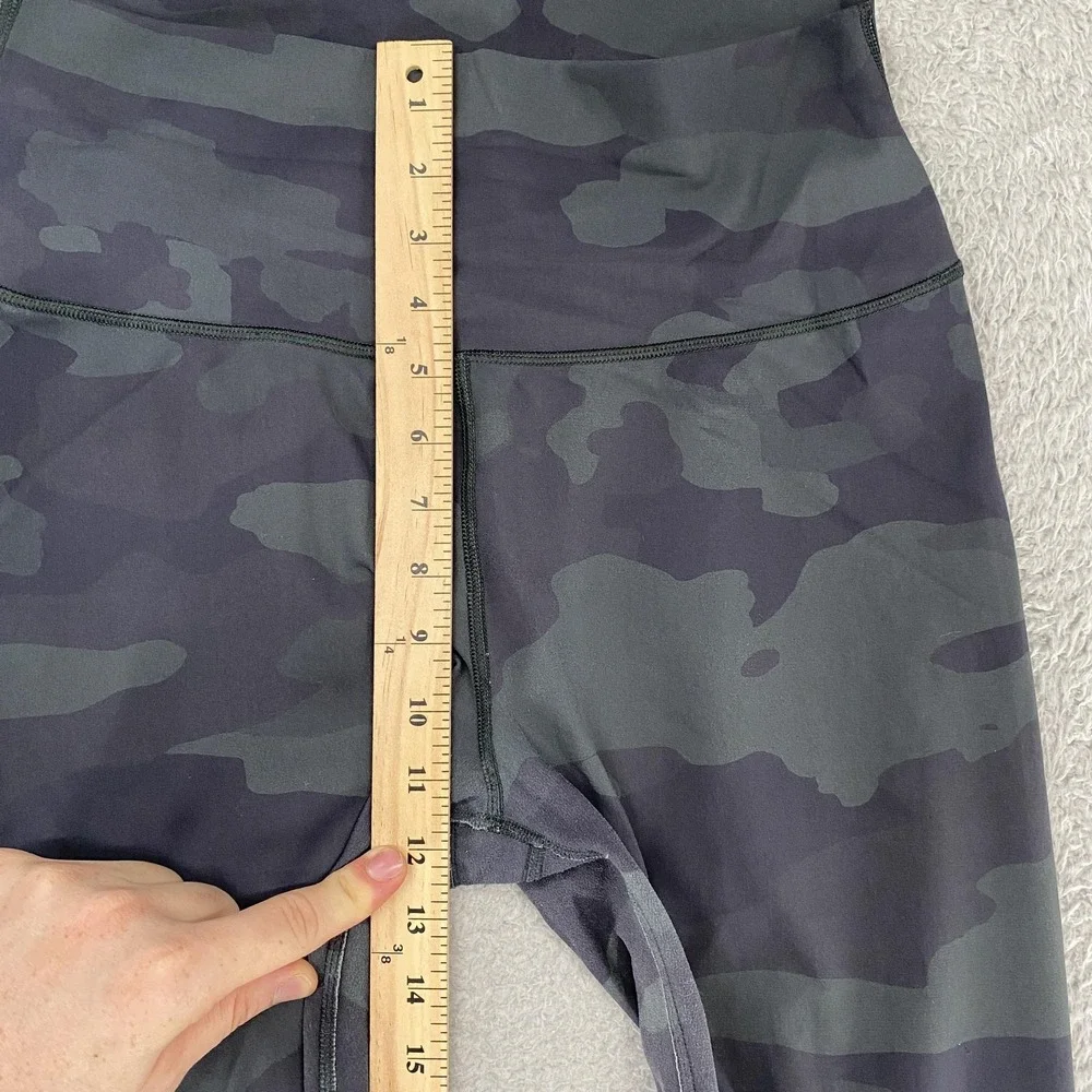 Alo Yoga Airbrush Leggings Womens‎ Small Camo High Waist Workout Stretch